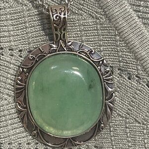 Elegant Silver tone and Green gemstone Pendant Necklace